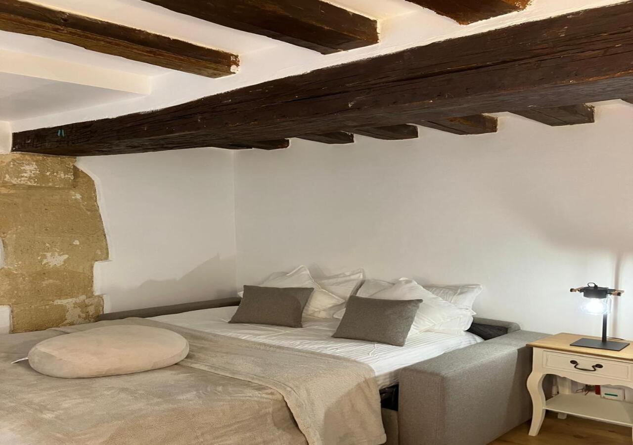 Elegant Retreat By Le Marais Parigi