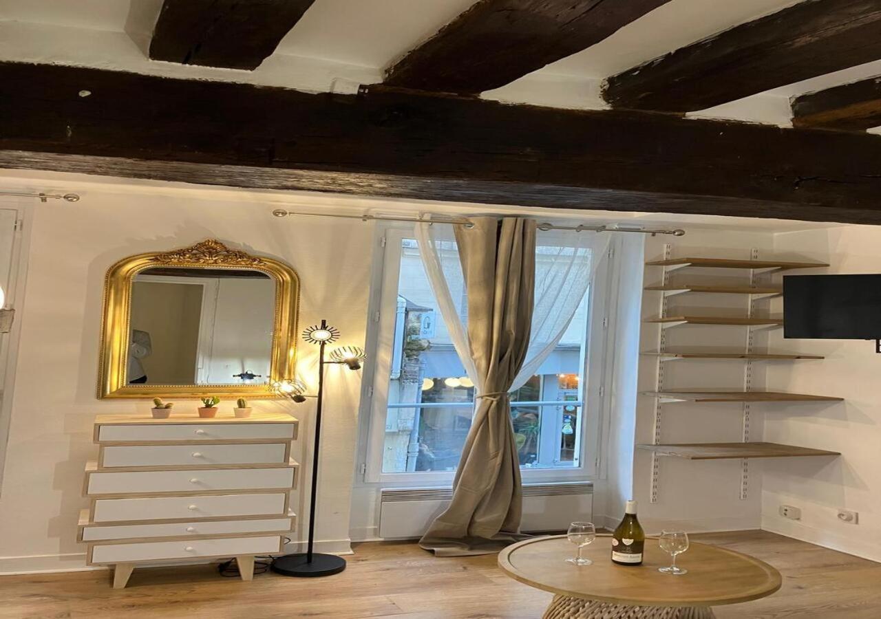 Elegant Retreat By Le Marais Appartamento *